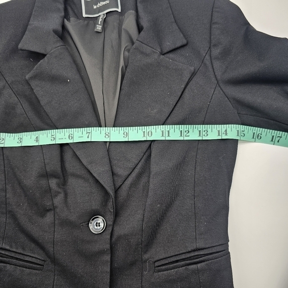 Women's Fitted Tuxedo Black Blazer, Le Chateau, XXS - Picture 14 of 16